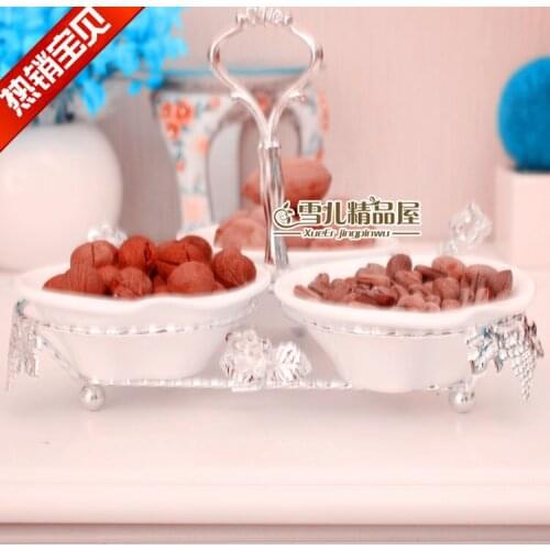 The new luxury fashion fruit tray candy heart disc plate inventory Home Furnishing wedding gift silver plated ceramic package