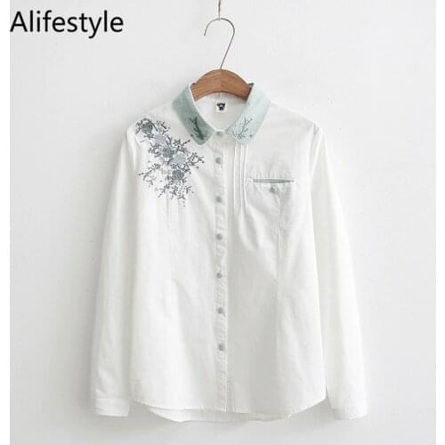Women Blouses 2020new Floral Embroidery White Female Casual Ladies Tops Long Sleeve Spring/Fall Shirts Cotton Clothes