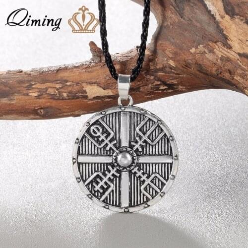 QIMING Slavic Cletic Necklaces Pendants Women Men Vegvisir Ornament Handcrafted Norse Necklace Everyday Jewelry Boyfriend Gift