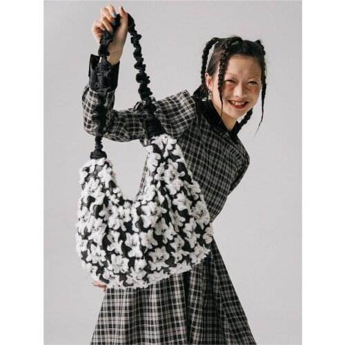 Cream desert original design cute fried kitten three-dimensional plush armpit bag shoulder bag dual use