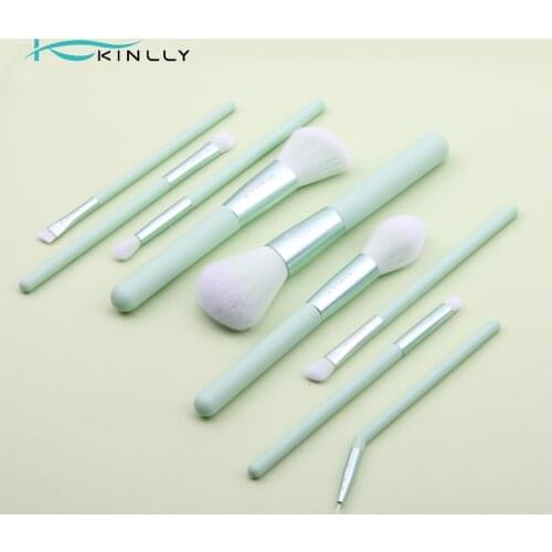 KINLLY 9Pcs Makeup Brush Set Premium Synthetic Cosmetics Foundation Concealers Powder Blush Blending Face Eye Shadows