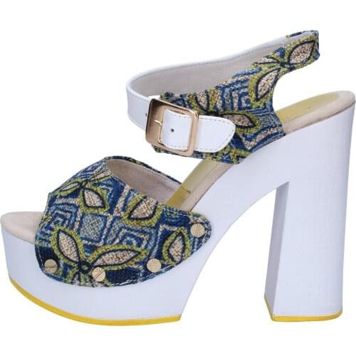 SUKY BRAND women sandals White