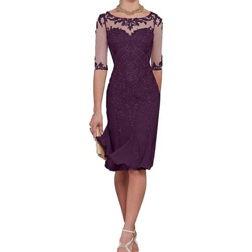 2021 Hot Sale Sheath Knee Length Boat Neck Mother of the Bride Dresses Half Sleeve Lace Applique Wedding Party Gowns Short