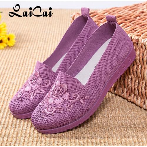 New Breathable Cloth Shoes for Womens Soft Bottom Non-Slip Mom Shoe Low-Cut Slip-on Casual Shockproof Spring Summer Popularity