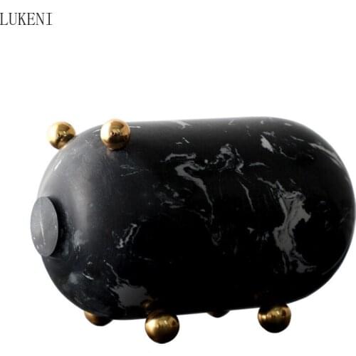 MODERN STYLE MODEL ROOM LIVING ROOM TV CABINET PIGGY DECORATION SOFT DECORATION CREATIVE MARBLE ROUND PIGGY DECORATION