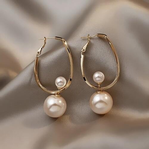 Hollow Out Geometric Statement Pearl Earrings For Women Temperament New Fashion Jewelry Big Earings Wholesale