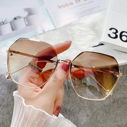 2021 Fashion Brand Design Sunglasses Metal Frameless Gradient Sunglasses Women Polygonal Men Vintage Sun Glasses Uv400