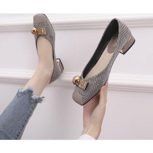 Ge Meiyin small square head shallow mouth single shoes womens 2020 spring and autumn Korean version thick heel grandma square