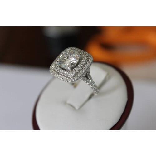 Hot Trendy Crystal Engagement Claws Design Hot Sale Rings For Women AAA White Zircon Cubic elegant rings Female Wedding jewerly