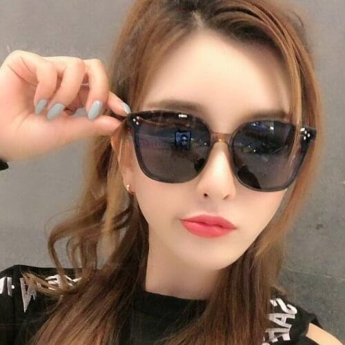 UV400 Classic Sunglasses Men Women Brand Design Driving Square Frame Sunglasses Male Goggle Gafas De Sol