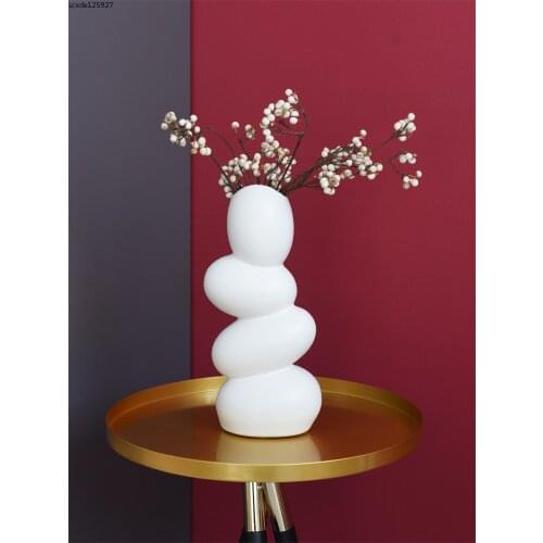 Creative Black White Ceramic Vase Abstract Art Flower Arrangement Container Irregular Geometric Flower Vase Home Countertop Deco