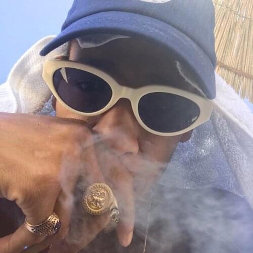 New Women Small Cat Eye Sunglasses Ladies Summer Vintage Black Pink Cute Glasses Retro Cateye Eyewear Oculos de sol UV400