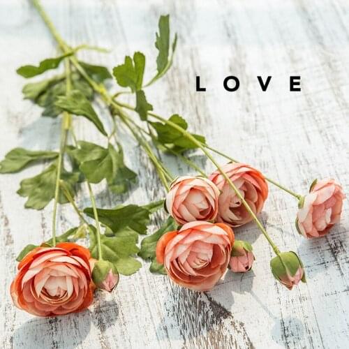 Jarrey Artificial Peonies
