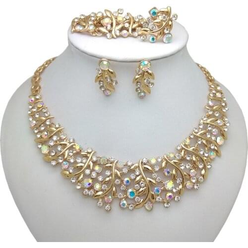 Fashion High Quality Dubai Gold-color Jewelry Sets Nigerian Wedding African Beads for women party Gift African Beads Jewelry