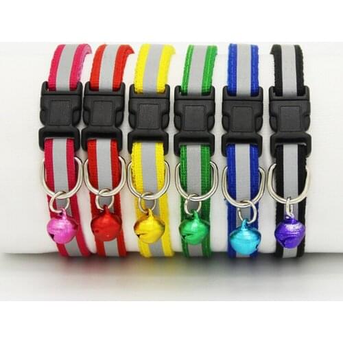 1pcs Dog Cat Traction Rope Chain Collar Pet Dog Leash Telescopic Dog Collar Bells Pet Products 2 Sizes 6 Colors