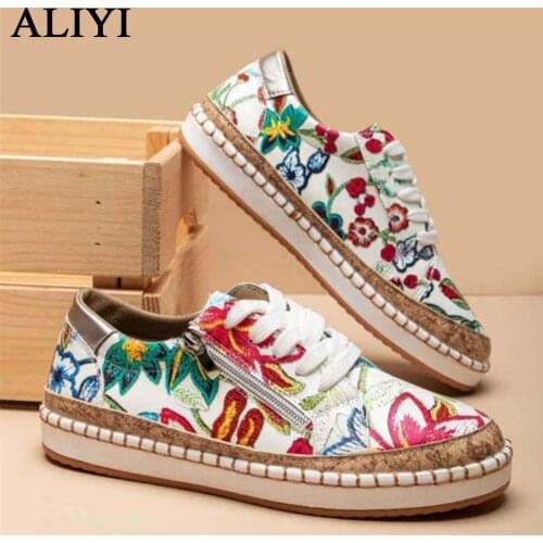 Comfy Loafers Women 2021 Spring Autumn Floral Print Lace Up Ladies Casual Canvas Shoes 35-43 Larged-Size Flat Trendy Sneakers