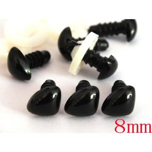 60pcs 8mm black triangle safety noses -- plastic noses/ animal noses for amigurumi and stuffed toys