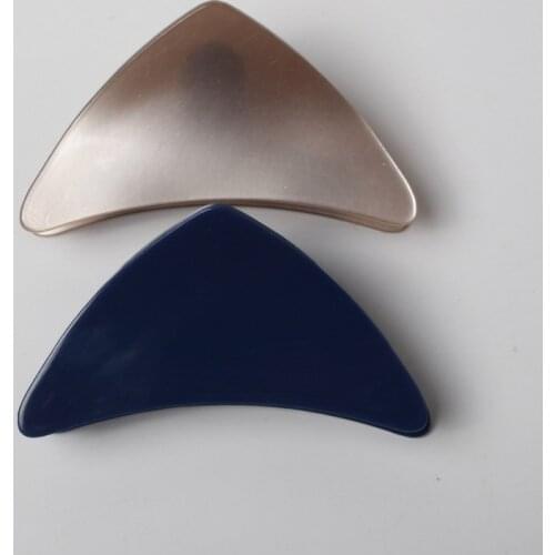 Medium SizeTriangle Women crab Hair claw Plastic Acrylic Hairpin Claws Hair Clips Clamp For Women Gifts Hair Accessories