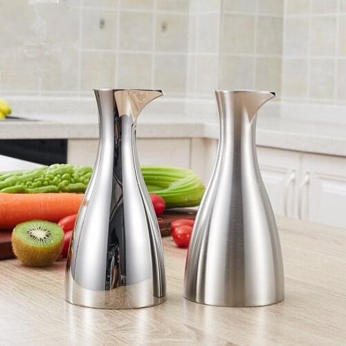 Penguin Oil Bottle Creative 304 Stainless Steel Oil Bottle Household Soy Sauce Bottle Oil Tank Leakage Prevention