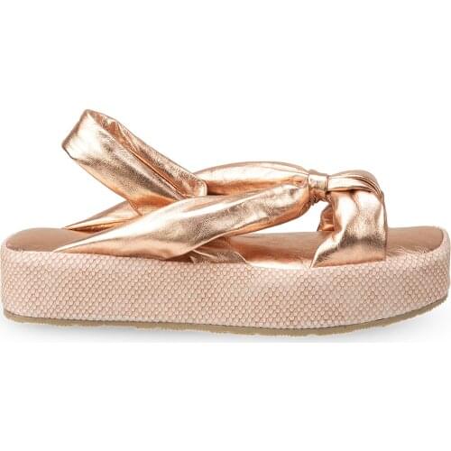 Orthopedic woman snadalet