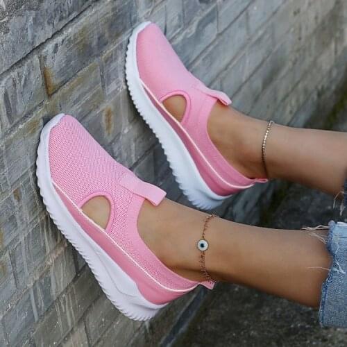Summer Shoes Women Casual Shoes Fashion Lightweight Breathable Walking Sneakers Slip-on Mesh Flats Shoes Plus Size
