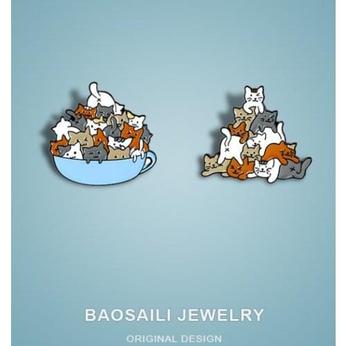 Animal Alloy Brooch Creative Cartoon Cat Stacked Arhat Paint Brooch Badge Enamel Label Pins Hat Badge