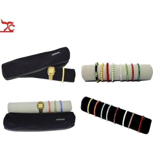 Factory Sale Soft Watch Bracelet Jewelry Display Storage Case Velvet Bangle Organizer Watch Chain Exhibition Travel Roll Bar Bag