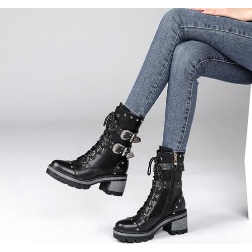 2020 spring and autumn new handsome thick-soled thick heel short boots fashion all-match rivet single boots female X446