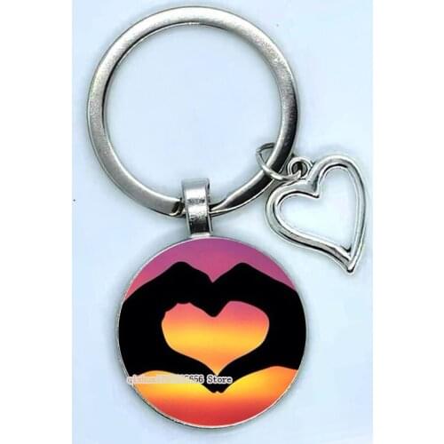 Novice Love Baby Keychain Round Glass Pendant Give Your Family The Best Fashion Key Ring Holiday Gift