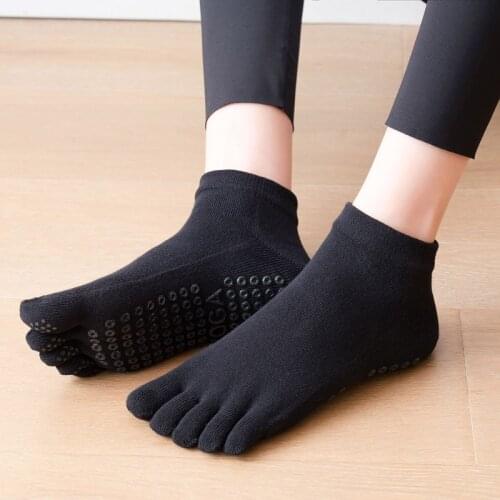 2021 Breathable Cotton Yoga Socks Women Five Toe Pilates Socks Anti-Slip Quick-Dry Ladies Ballet Dance Elasticity Fitness Socks
