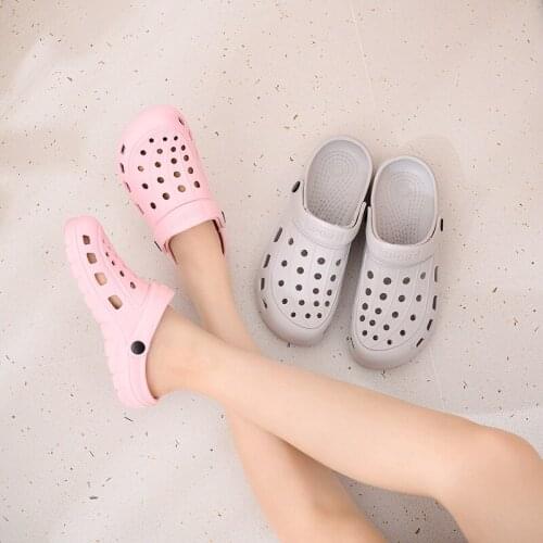 New summer couple slippers sandals outdoor non-slip hollow womens hole shoes drifting garden shoes beach shoes