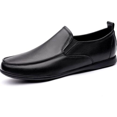 Loafers Shoes Men Fashion Shoes 2021 New Comfy Slip-on Mens Flats Moccasins Male Footwear Brand Leather British Style Gentleman