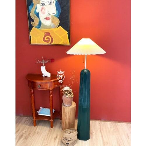 Nordic creative floor lamp living room hotel villa model room decorative LED ceramic floor lamp Vintage