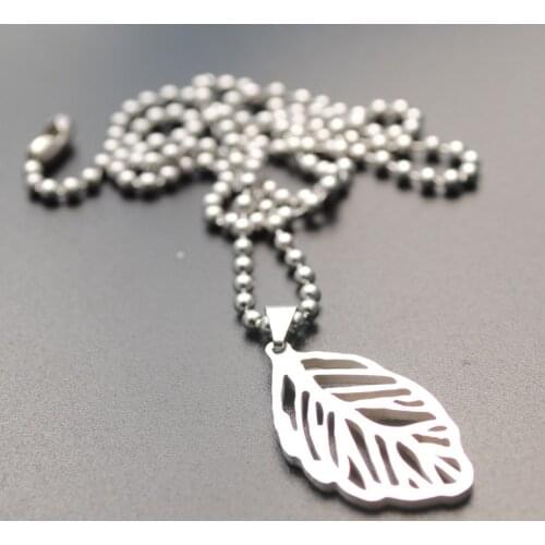 30pc Stainless steel hollow leaf plant leaves Flowers maple leaves fallen necklace jewelry like angel feathers gift For women