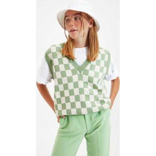 Trendyol V Collar Knitwear Jumper TWOAW22BZ0045