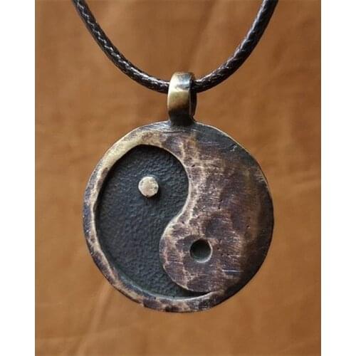 Vintage Ancient Looking Yin Yang Necklace Charm Pendant Necklaces for Women Men Party Jewelry Gifts Chinese Kongfu Man