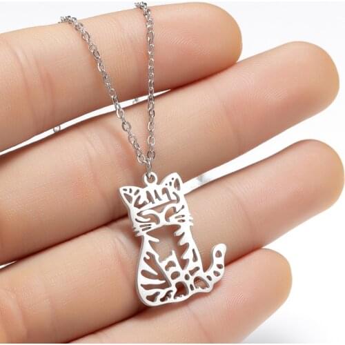 Hollow Cat Cute Stainless Steel Animal Necklaces for Women Girls Love Heart Cat Necklace Choker bijoux 2020