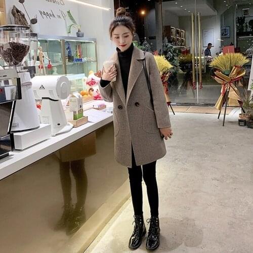 Small black woolen coat womens mid-length 2021 new autumn and winter Korean version short pure color wild coat