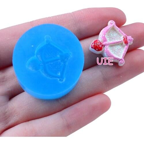 FYL478U 22mm x 20.4mm Cupids Arrow Silicone Mold Fondant Cake Decoration Candy Resin Clay Earrings Necklace Craft Soap Candle