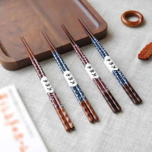 High Quality Wood Chopsticks Japanese Style Natural Wood Chop Stick Hand-Carved Chopstick Gift Set Sushi Chopsticks 10 Pairs