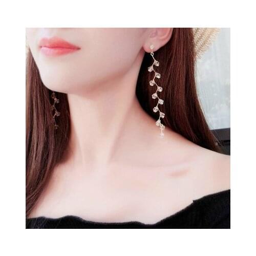 Fashion Crystal Water Drop Earrings for Women Wedding Punk Star Moon Long Tassel Dangle Earring Bar Statement Jewelr