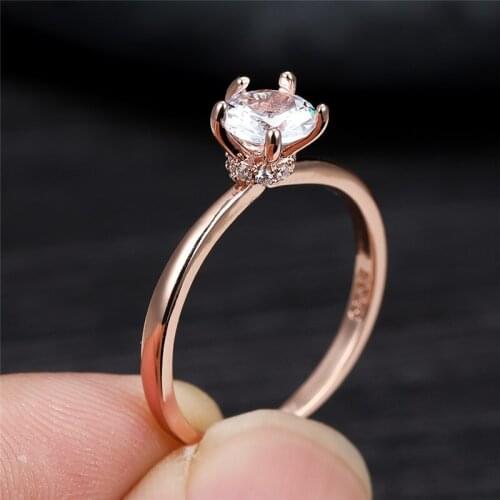 Rose Gold Color Wedding Accessory Ring Minimalist Round Small Stone Ring Luxury Crystal White Zircon Engagement Rings For Women