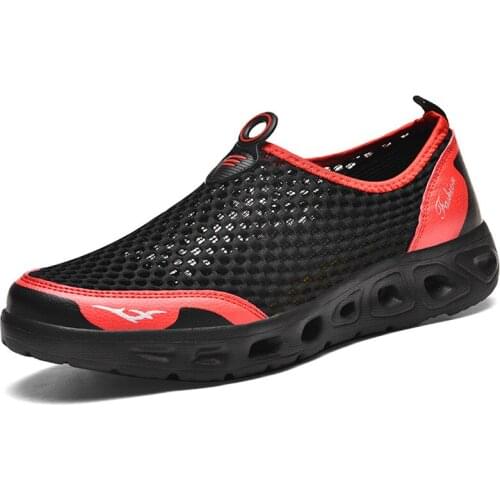 Men Casual Shoes 2021 Summer New Men Sandals Air Mesh Lightweight Breathable Water Slip-on Shoes Men Sneakers Sandalias Mujer