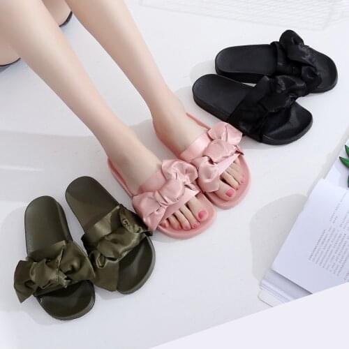 Summer Women Home Slippers Soft Butterfly-Knot Female Bedroom Slippers Silk Bow Flats Soft Bottom Womens Beach Sandals Outdoor