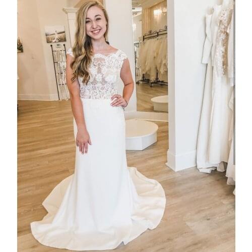 Elegant Wedding Dress O-Neck Cap Sleeve Lace Appliques Sequins Button Satin Sweep Train Civil Bride Gown 2021 Vestidos De Noiva