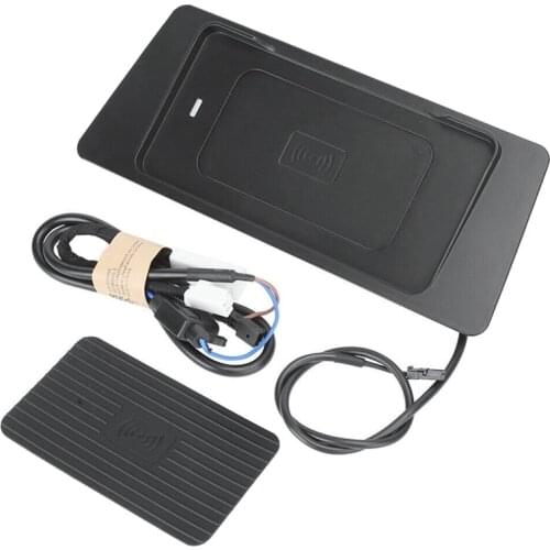 15W Car Qi Wireless Charger Fast Phone Charger Charging Plate Center Console Accessories for Hilux 2016-2020 for iPhone