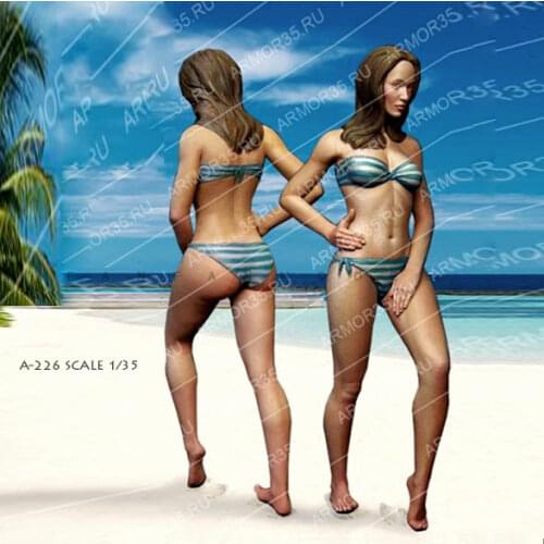 1/35 Resin Model Kits Beach beauty Figure Self-assembled (1 piece) A-226