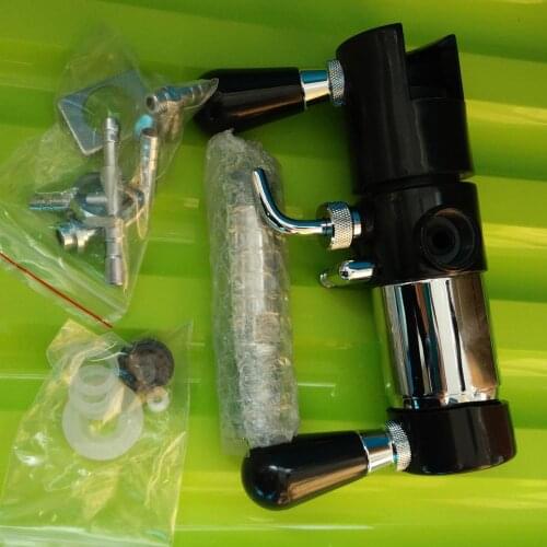 Homebrew Plastic Beer Bottle Filler Beer Tap de-foaming Beer Tap for Beer Bar