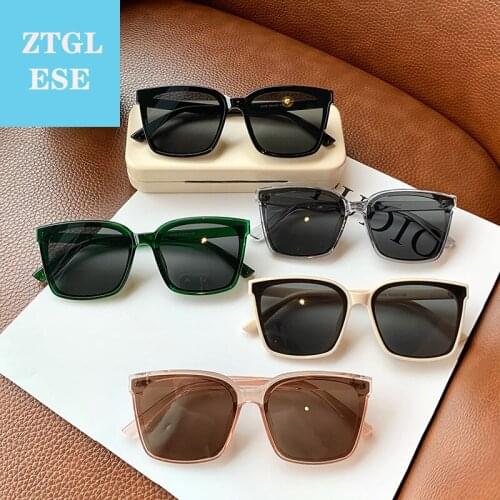 Square Sunglasses Fashion Luxury Designer Womens Glasses Vintage American Style Trending Black Big box Driving Eyeglasses UV400