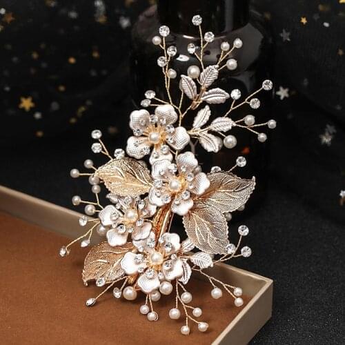 Bridal jewelry European and American hot-selling flowers leaves accessories bride hand-woven side clip hair accessories EA